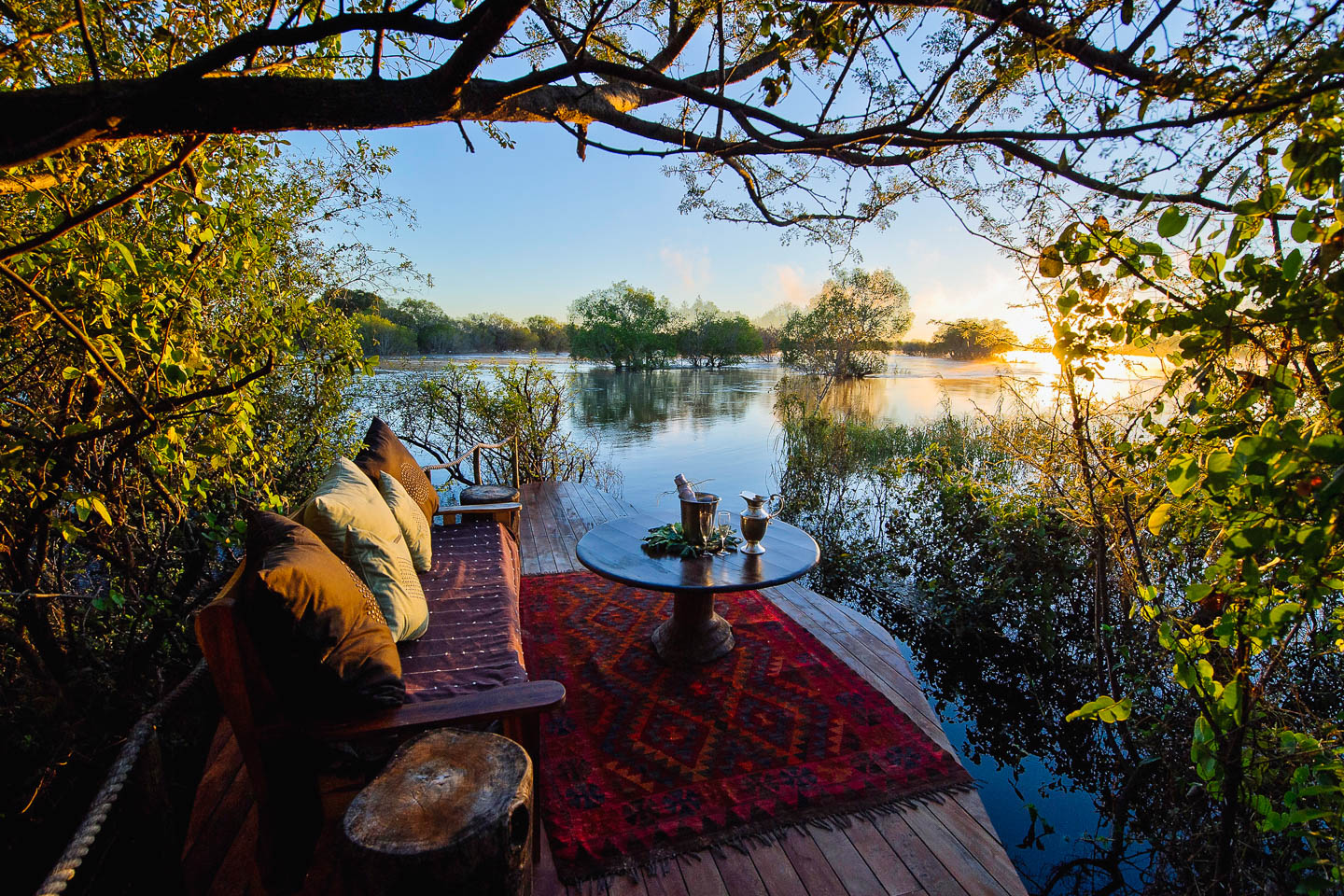 romantic lodges in Africa sindabezi lodge zambia zambezi romantic