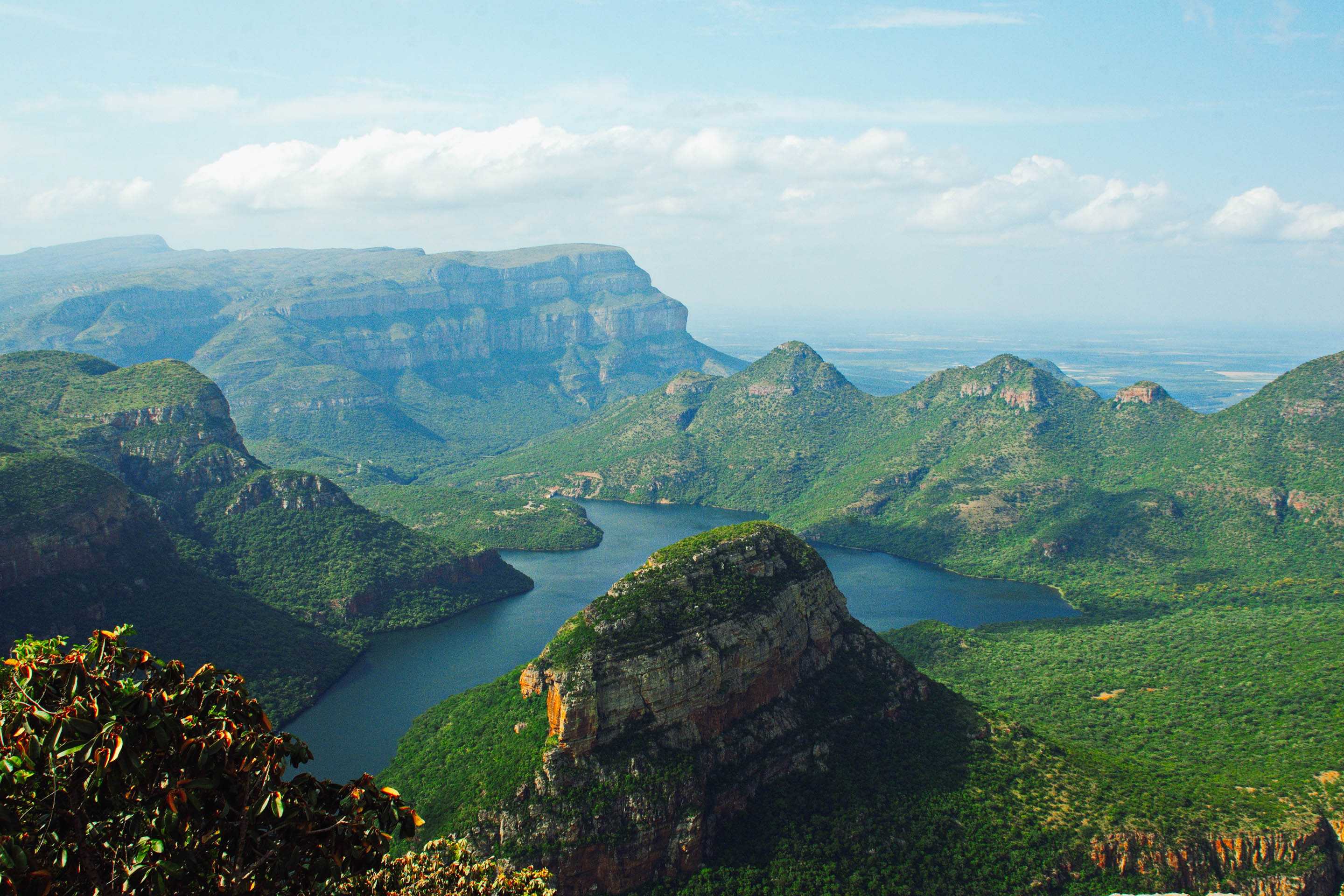drakensberg south africa hike