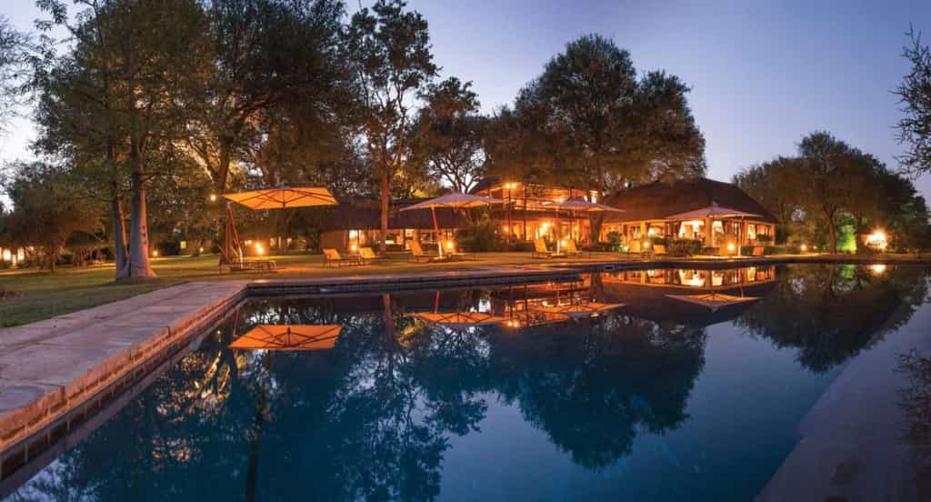 Sunrise coffee break