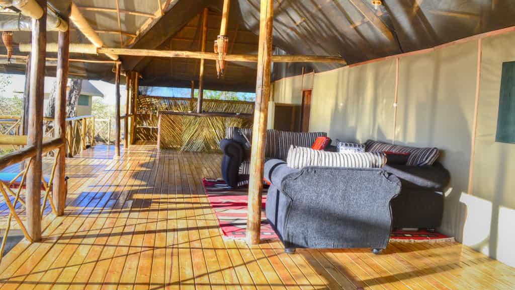 Relaxation area and viewing deck