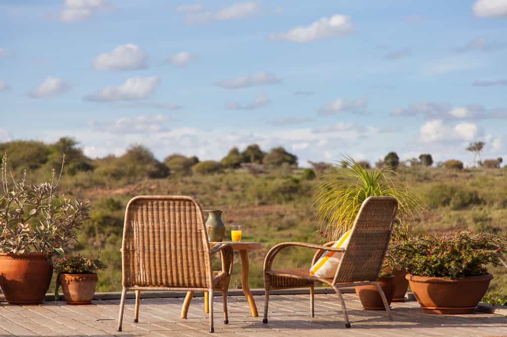 Enjoy cool drinks on the terrace 