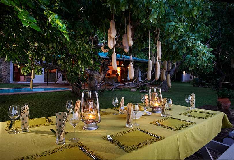 Beautiful Gardens with Swimming Pool 