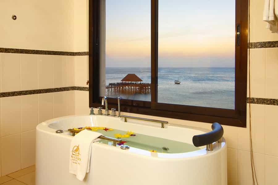 Deluxe Bathroom + view