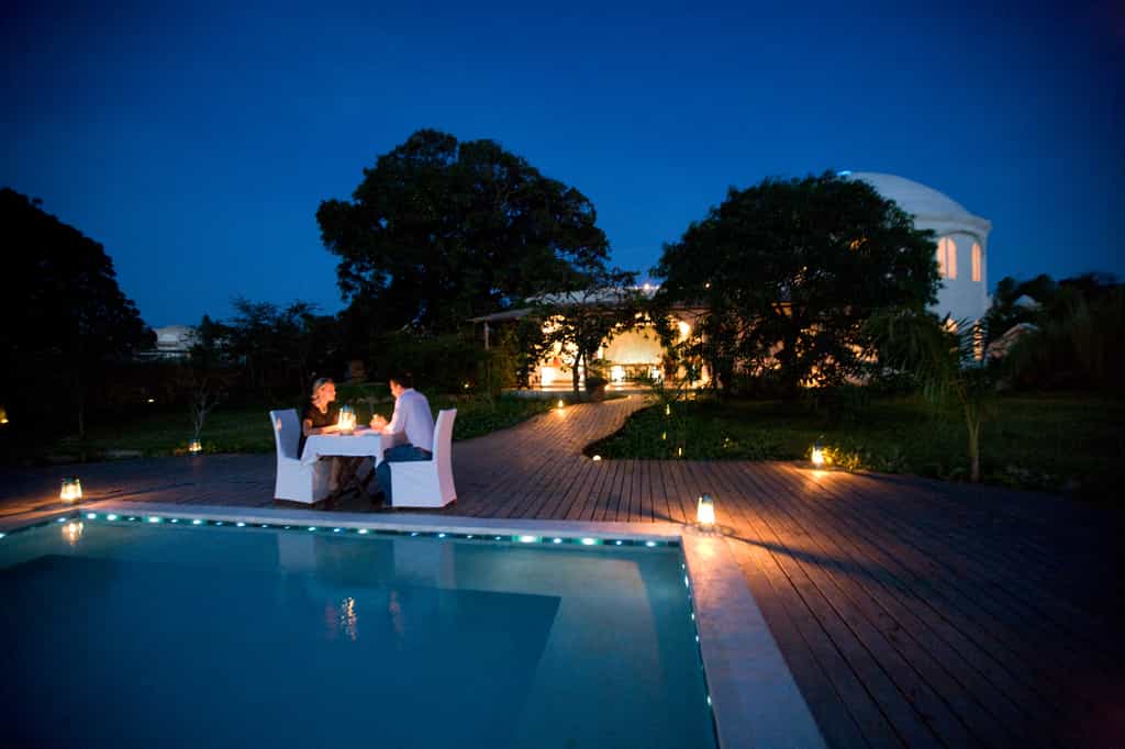 Romantic poolside dining