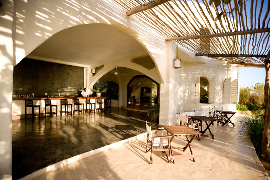 Kilindi's main bar and lounge area