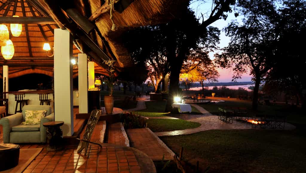 The main Lodge is a charming thatched structure, consisting of a lounge, dining room and bar area. This offers fantastic views of both the river and a nearby waterhole, which attracts game throughout the year