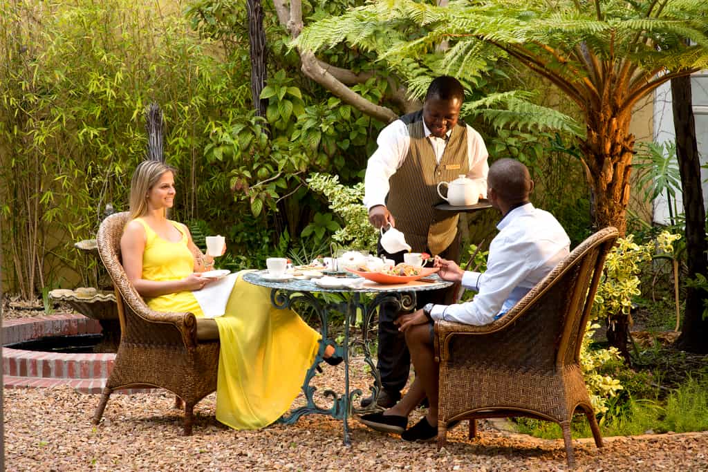 The PortsWood Courtyard Dining