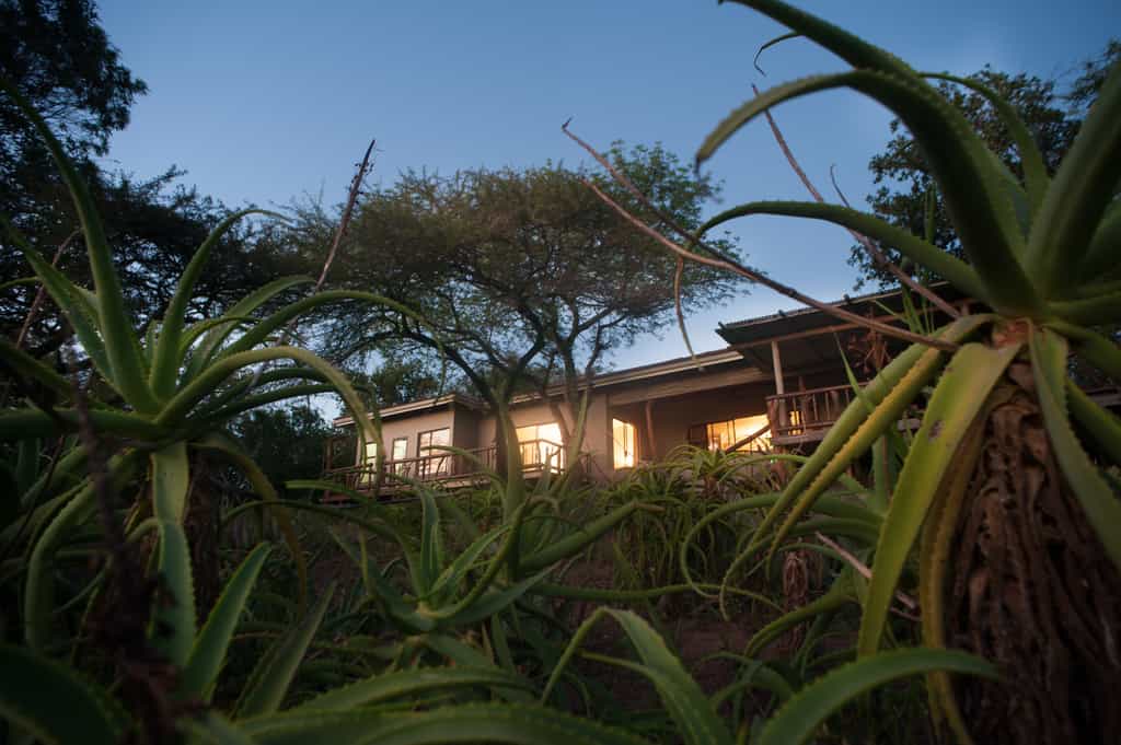 Mkhulu's self- catering house (Dinner optional)