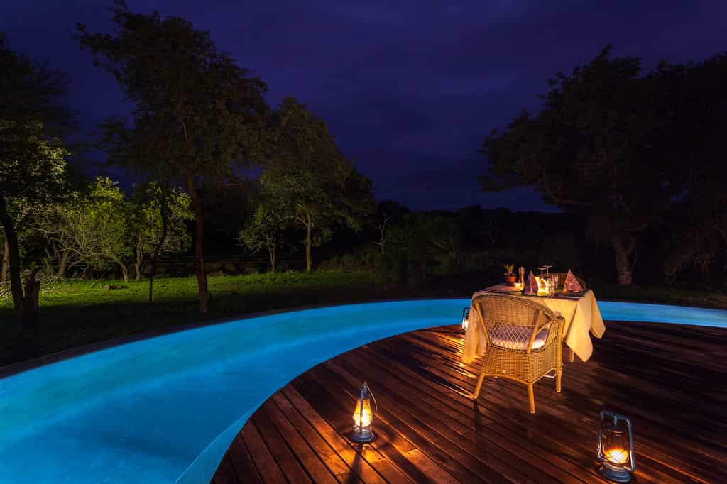 Wrap Around Pool (Main Deck)