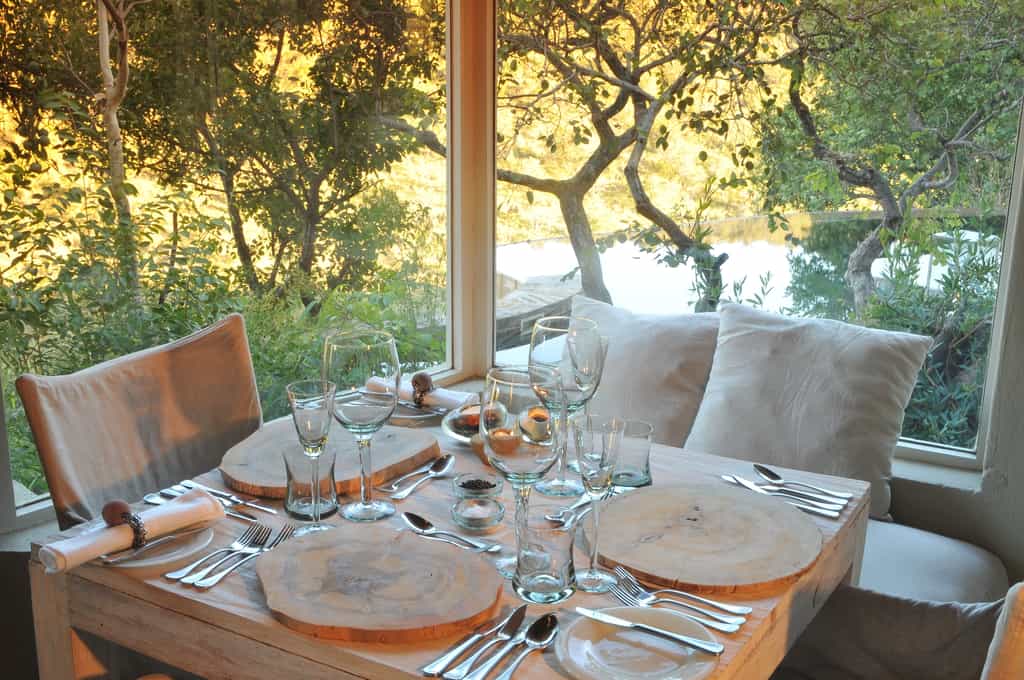 Dining at Clifftop Exclusive Safari Lodge