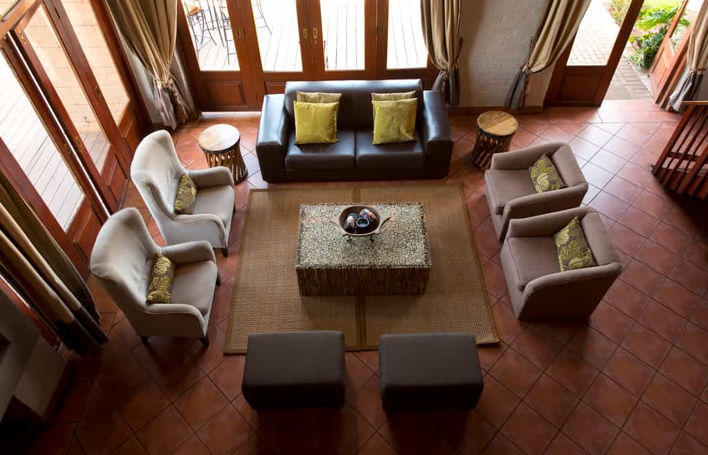 LakeSide Lounge View