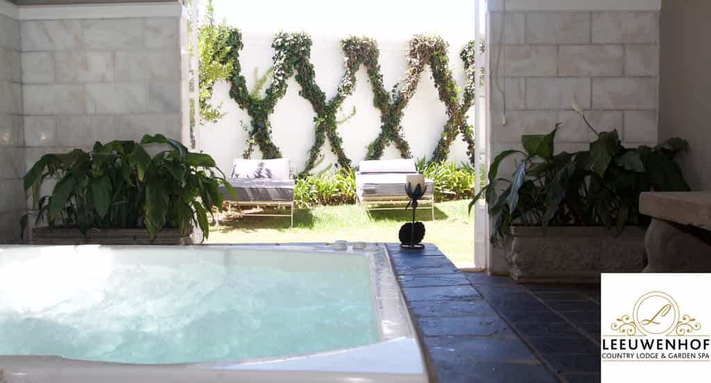 The Tau Suite has its own private garden with a jacuzzi overlooking the garden. Peace personified