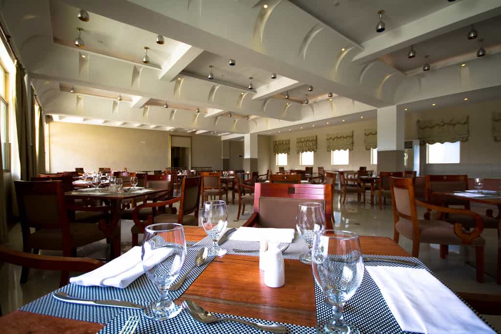 Open for breakfast, lunch and Dinner