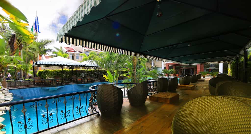 Swimming Pool area service