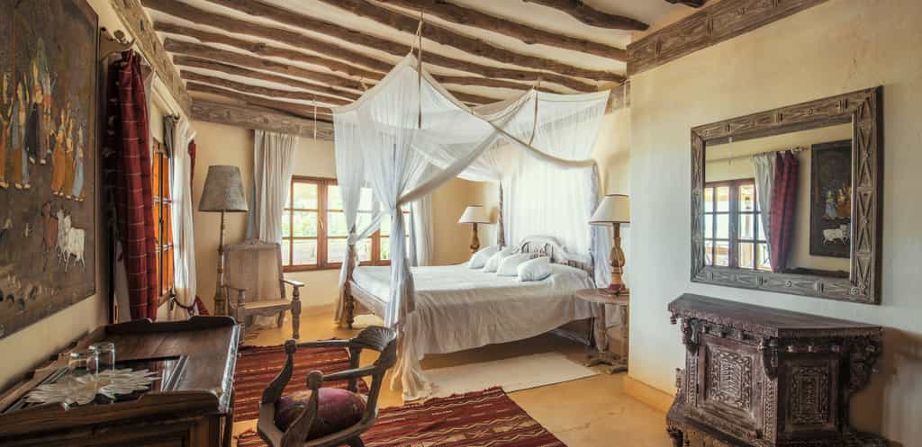 Double bedroom with a view of the Indian Ocean