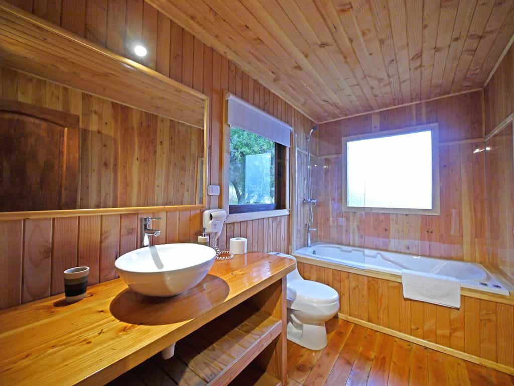 VIP bungalows bathroom