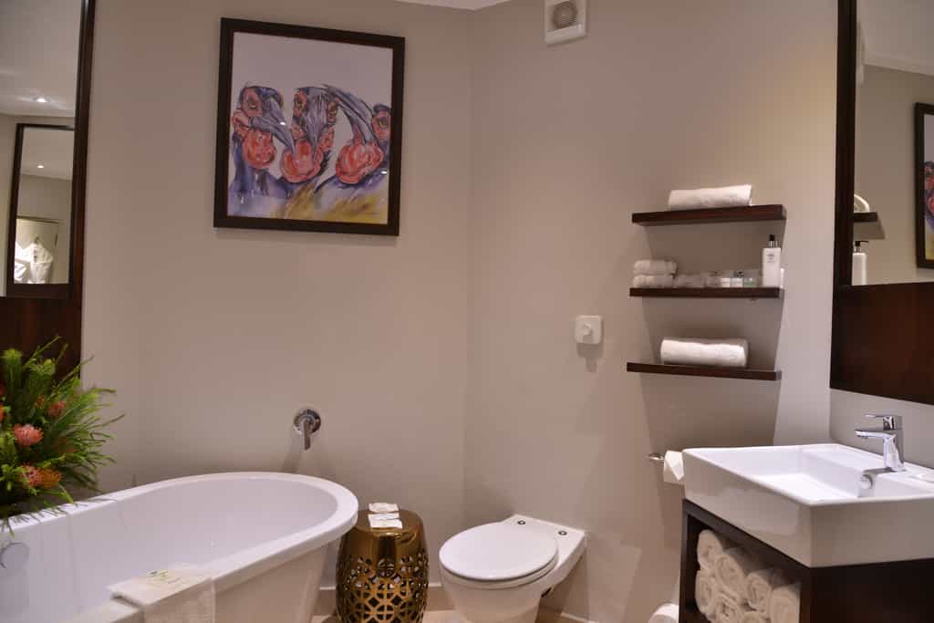 Lodge Waterhole Facing Suite