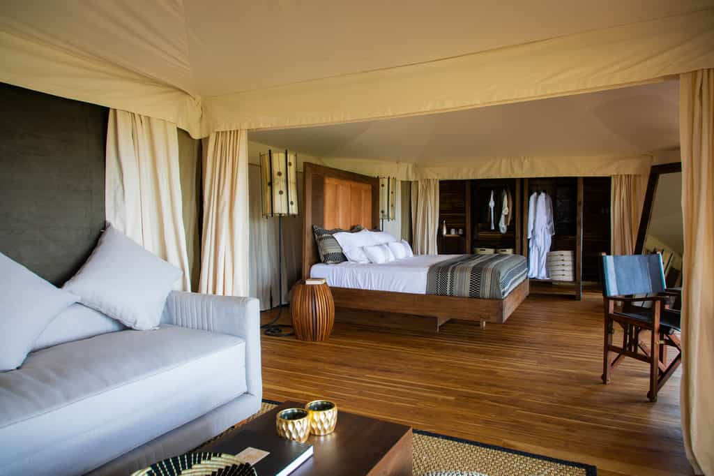 Family Suite with Extra Queen-size Bed