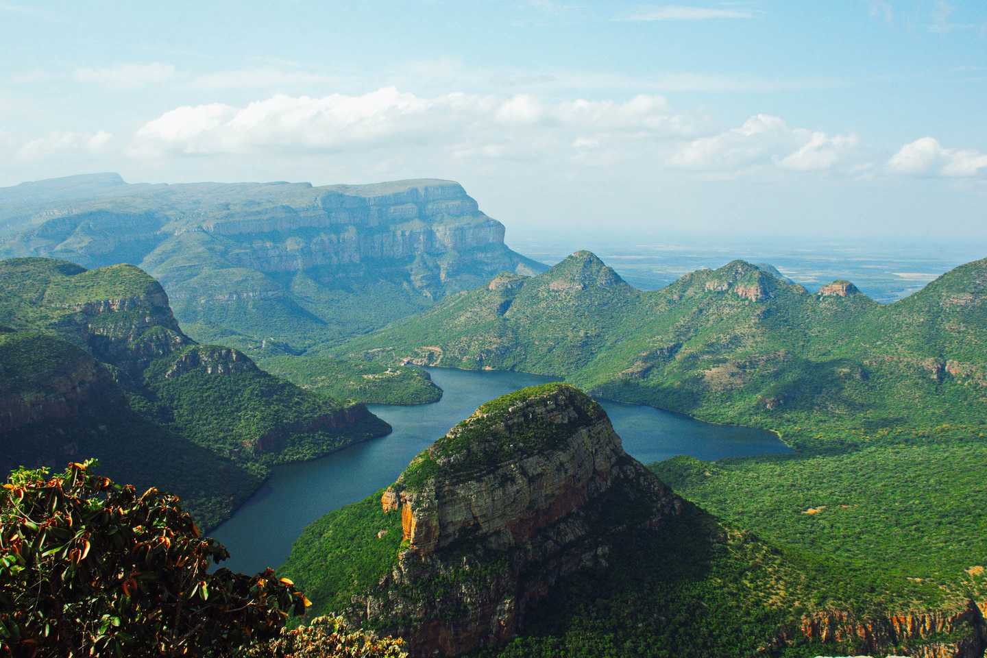 drakensberg south africa hike