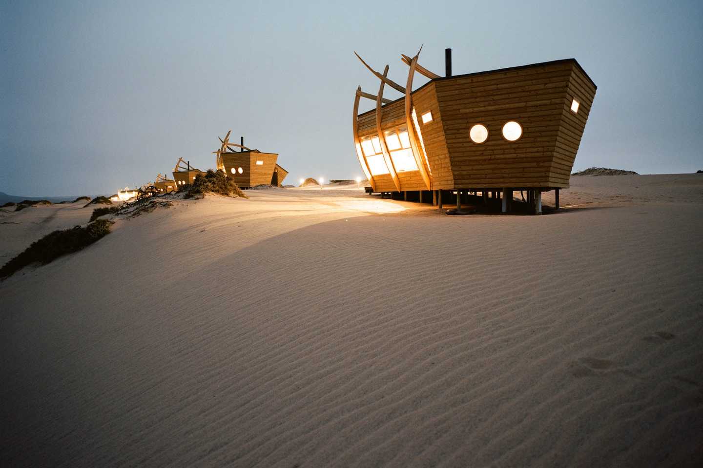 Shipwreck Lodge - Architectural Wonders