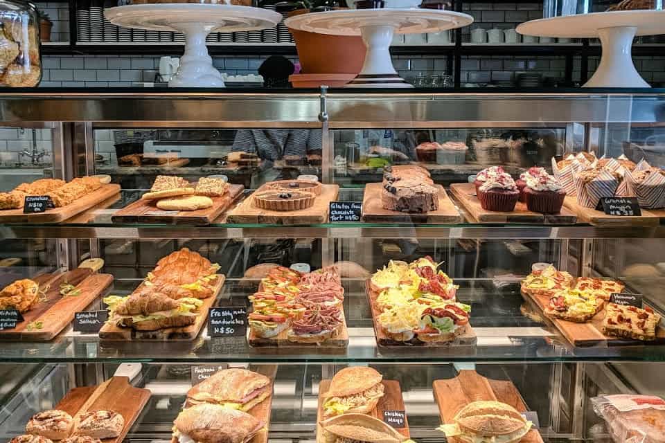 24 hours in windhoek - klaras market