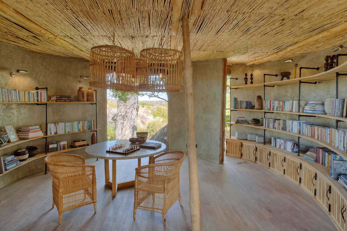 Top 5 safari libraries in Africa - jabali ridge
