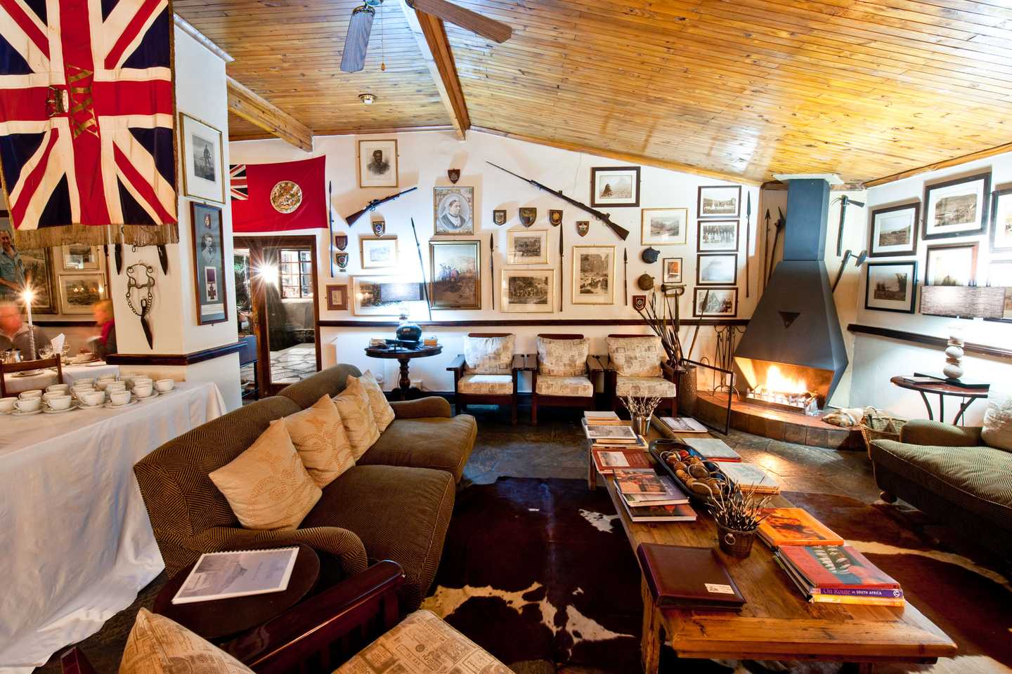 Top 5 safari libraries in Africa - fugitives drift