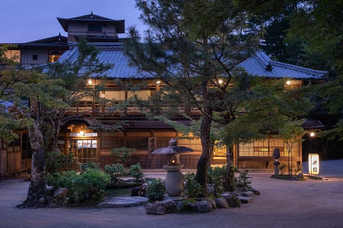 best hotels in Japan
