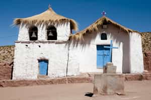 Stop at the charming village of Machuca