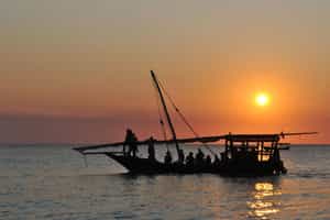 Enjoy a dhow sunset cruise in Vilanculos