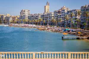 Wander along the waterfront in Alexandria