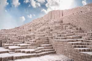 Discover a pre-Inca pyramid at Huaca Pucllana