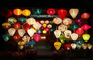 Delight your eyes at the Hoi An lantern market