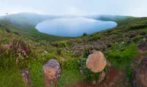Visit lake El Junco Lagoon in San Cristobal