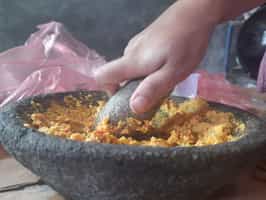 Cook native foods with a Kichwa Otavalean family