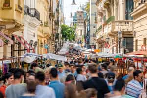 Visit the bohemian neighborhood of San Telmo