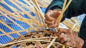Learn the art of bamboo weaving in Munduk