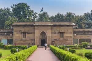 Visit the Sarnath Museum in Varanasi