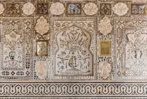 See the intricate mirror work of the Sheesh Mahal