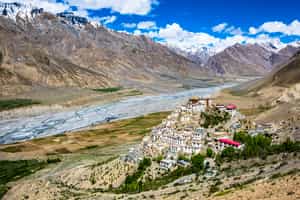Explore the mountains of Spiti Valley by motorbike
