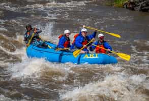 Go rafting down the Fonce River, Barichara