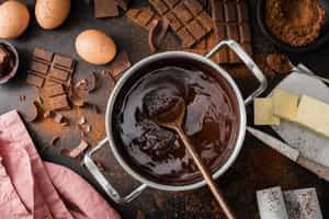 Try out chocolate bar making in Bogotá