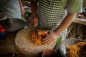 Go for a cooking class in Tetebatu, North Lombok