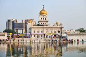 See the holy pond at Gurudwara Bangla Sahib