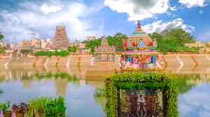 See the majestic Kapaleeshwarar Temple in Mylapore