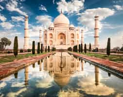 Explore Agra on a full day tour from Delhi