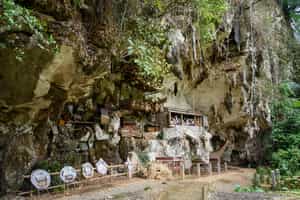 Visit Londa cave cemetery