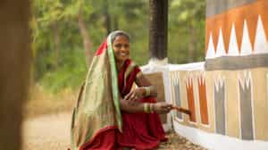 Visit the community in Dhapada village