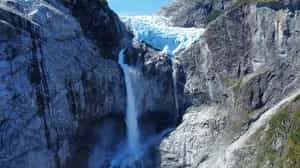 Take on the Queulat slope challenge