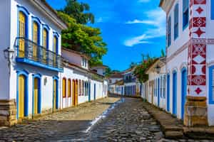 Take a tour through Paraty's historical center